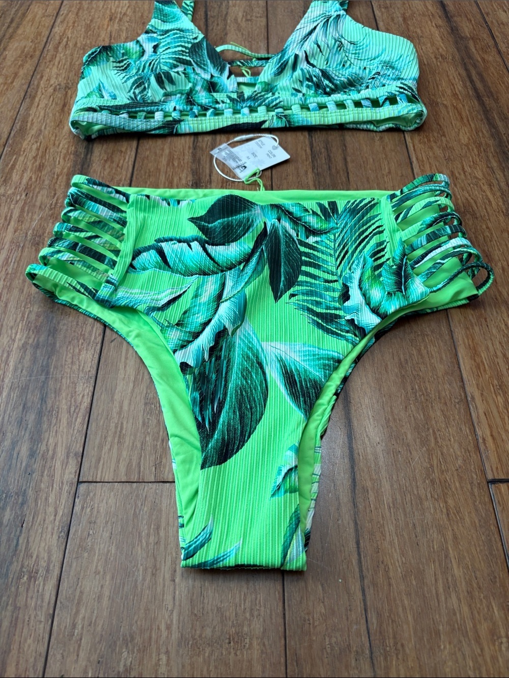 NWT Tinibikini swimsuit swimwear rainforest tropical green print Bikini 2 pc NEW - Picture 3 of 5
